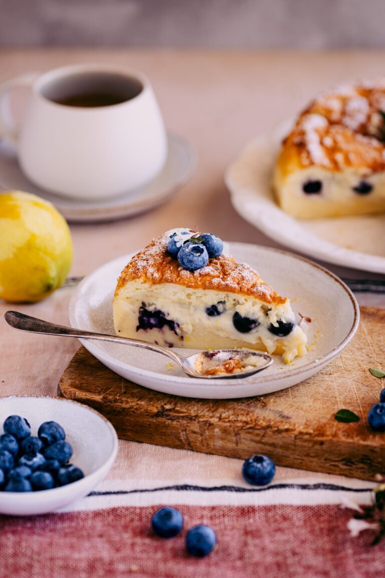 Magical blueberry cake